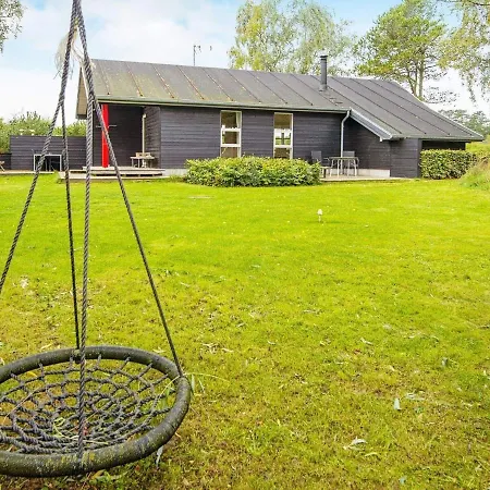 Holiday home 6 Person In Glesborg
